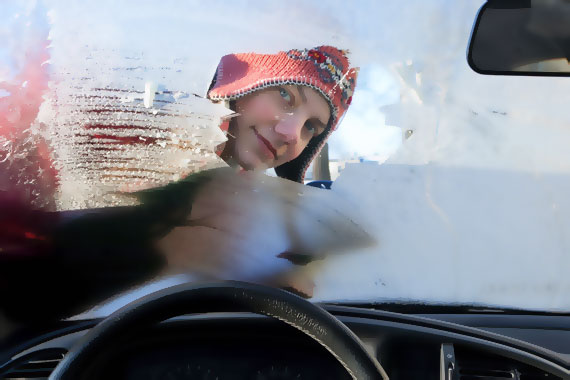 Потеют стекла в машине зимой